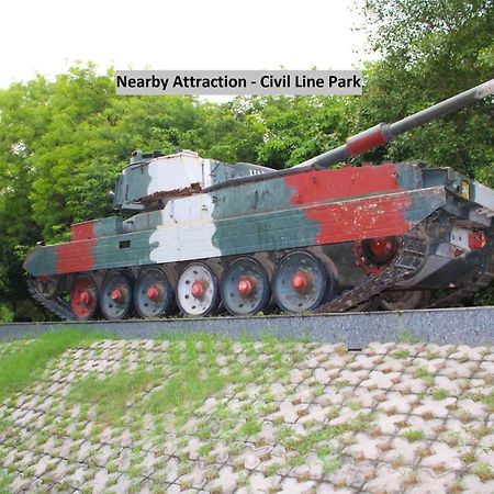 Oyo 8110 Nstay 31 Гургаон Екстериор снимка